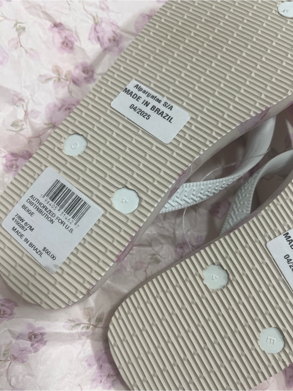 LoveShackFancy x Havaianas Ribbon Rosa - Picture 2 of 4